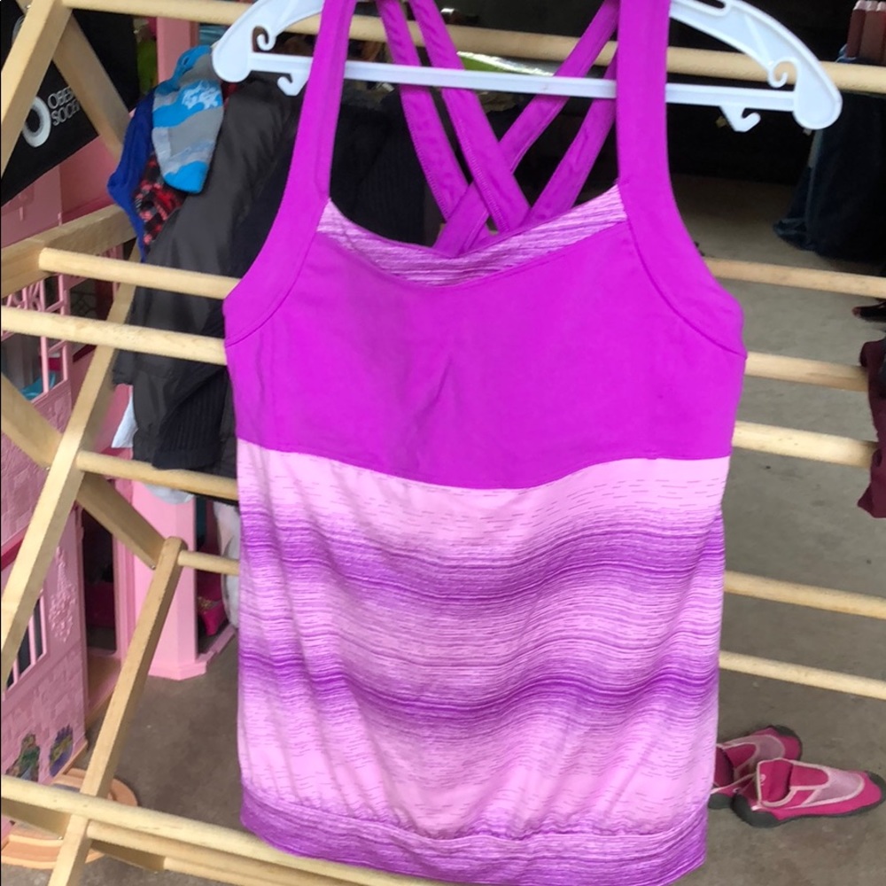 💯 Athleta purple shades sports top